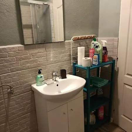 Lovely In Bucharest, Baba Novac Area