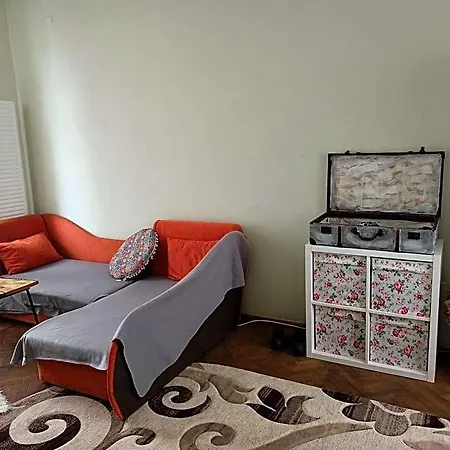 Apartment Lovely In Bucharest, Baba Novac Area